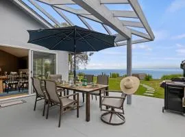 Blue Horizon by Paradise Retreats