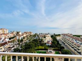 Pool Apartment - South Costa, Torrox Costa，托羅克斯的飯店