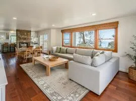 Ocean Breeze Abode and Bungalow by Paradise Retreats