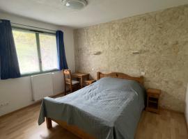 Le mas relais du Beaumont, hotel v destinaci La Salle-en-Beaumont
