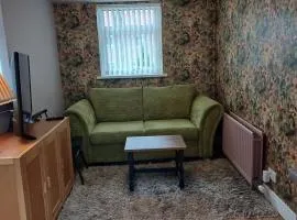Garden Apartment Morpeth- with lockable bike storage!