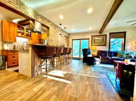 Be Still & Know, Fireplace, Firetable, Walk to Port, hotel in Port Washington