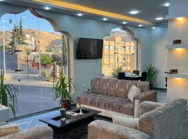 Petra Rocks Hotel, three-star hotel in Wadi Musa
