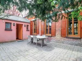 Beautiful Home In Le Crotoy With Wifi