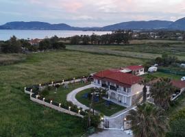 Katerinas Private Apartments,  di Kalamaki