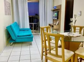 Apto charmoso na V Planalto perto Shopping com 2 Quartos de Casal ArCond Wifi Fibra Home Office e Garagem em Dourados