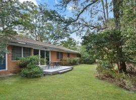Lanier Cottage