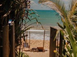 Pousada Casa Mar Pé na Areia, hotel in Caraíva