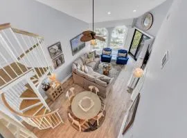 518 Seascape Waterfront Views Community Pool