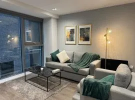 Modern 2-Bedroom Apartment in heart of Liverpool