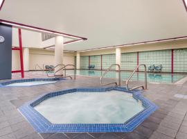 Embarc Vancouver, hotel with hot tubs in Vancouver