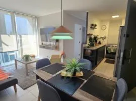 Cómodo y céntrico dep 3 piezas 1 baño-wifi -parking privado