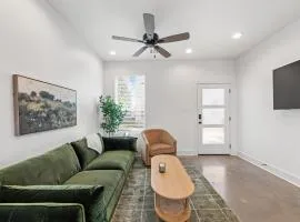 Boudin House Luxury Amenities Prime Location WiFi