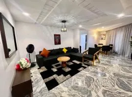 Konar-Apts, 1 bedroom shortlet with City view Balcony, 24hrs power, Security, Wifi, Gwarinpa Express by Dawaki Junction