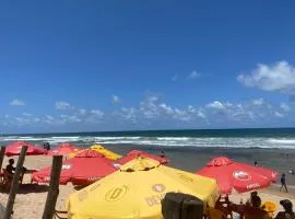 Casa poucos passos do mar em Buraco da Velha