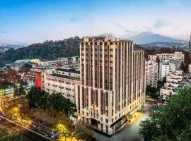 Atour Hotel Nanjing Drum Tower Square East Beijing Road