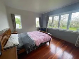 Self check-in double or single rooms of guest house