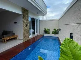Beautiful and comfortable small villa near Melasti and Pandawa beach