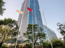 Yancheng Golden Eagle Fashion Hotel
