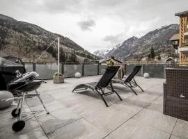 Panorama-Designapartment mit Kamin, Terrasse & Bergblick Nähe Sterzing - Villa Tribulaunblick