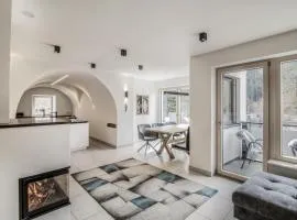 Panorama-Designapartment mit Kamin, Terrasse & Bergblick Nähe Sterzing - Villa Tribulaunblick