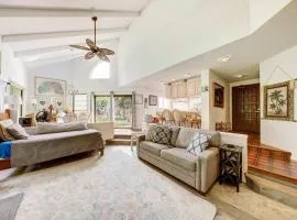 Spacious Getaway Condo Near Beach & Golf 1st Floor