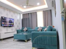Aaranya Nivas 4BHK Stay