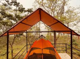 Jungle Nirvana Retreat โรงแรมในMeghauli