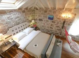 Cunda Lena Otel