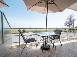 Happy Ellen Seafront Apartments by Travel Pro Services - Nea Plagia Halkidiki