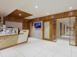 HOTEL SHALIGRAM, hotel em Ahmedabad
