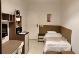 غرف سنجل سكن العاصمة, khách sạn ở Kafr ash Sharā‘inah