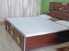 Shri Balaji Home Stay，位于Faizābād的酒店