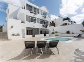 Casa Queen Vetusta -Pool and Tennis