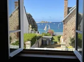 hjem Port Blanc A breathtaking setting facing th