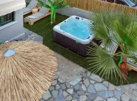 El Dorado Corner with Hot Tub