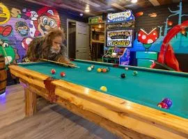 Sasquatch Encounter - Themed Arcade, Theater, Fire Place, FirePit