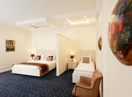 East Legend Hotel