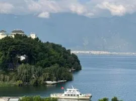 Dali Shuanglang Gesang Seaview Hotel