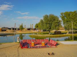 Al Marmoom Oasis Luxury Tents and Bedouin Experience, Hotel in Dubai