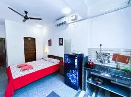 Studio Serinity Cove R-2