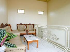 RedDoorz at Dewanti Syariah near Stasiun Tulungagung, hotel em Tulungagung