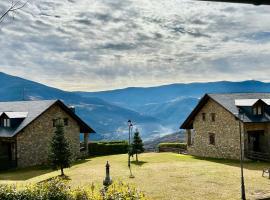 El Mirador d'Olp, villa en Olp