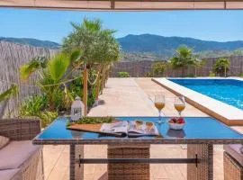 Casa Las Allanas Tolox by Ruralidays