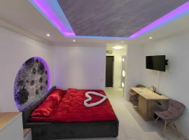 Luna Room, hotel en Baia Mare