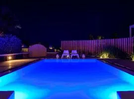 Phos Exo Gialos Santorini