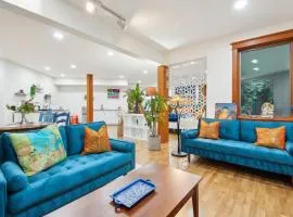 Private Garden Retreat with Gym & Golf Path Access home