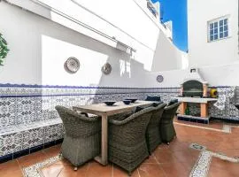 125- Beautiful Andalusian House with Private Patio