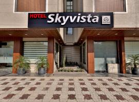 Hotel Skyvista, hotel cerca de Aeropuerto Devi Ahilyabai Holkar - IDR, Indore