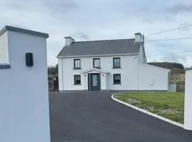 Nature Lovers Family Home - 3 Bed 2 Bath